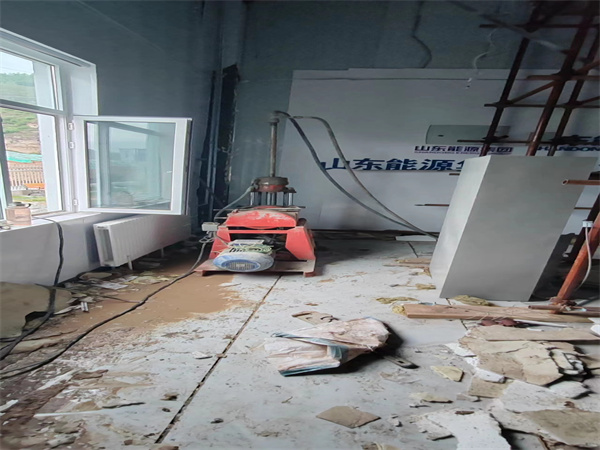 连山地基基础下沉墙体裂缝加固注浆顶升施工